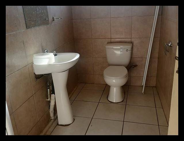 2 BEDROOM PROPERTY TO RENT IN ZAKARIYYA PARK